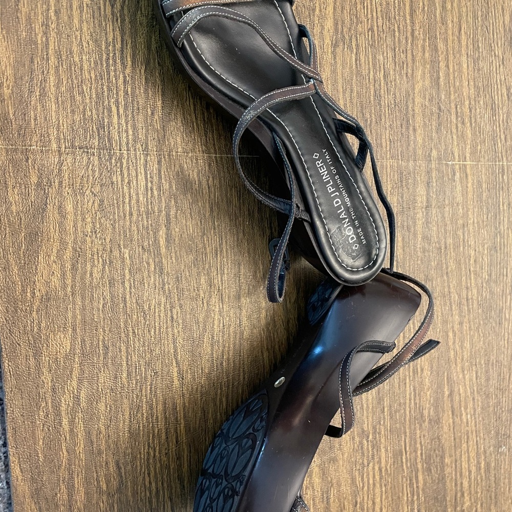 Donald Pliner Wedge sandals